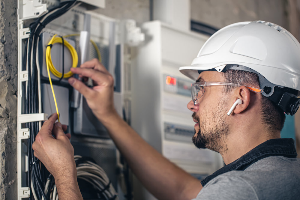 Residential and Commercial Electrical Services in Burnaby and Vancouver